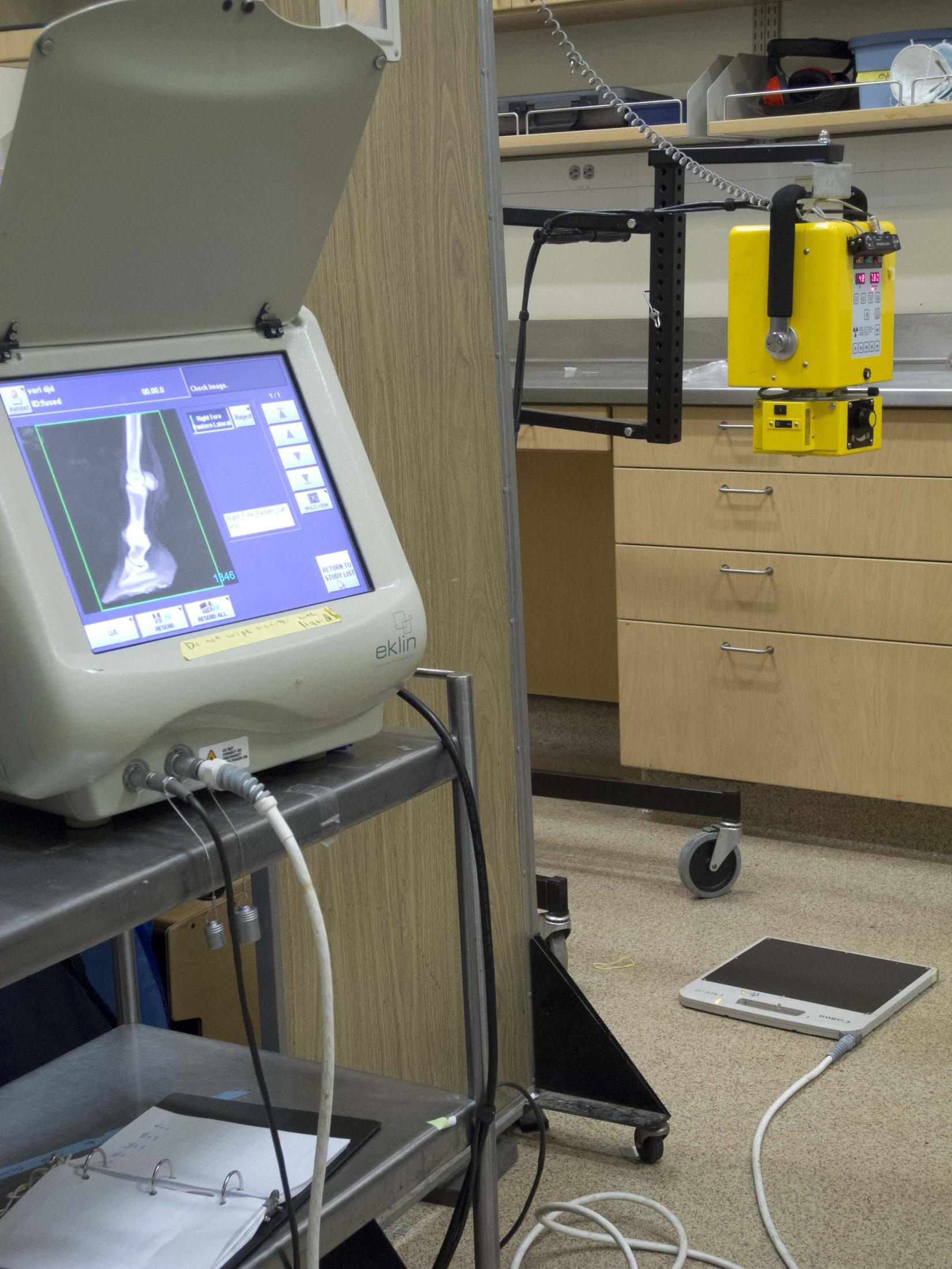 portable digital radiography unit